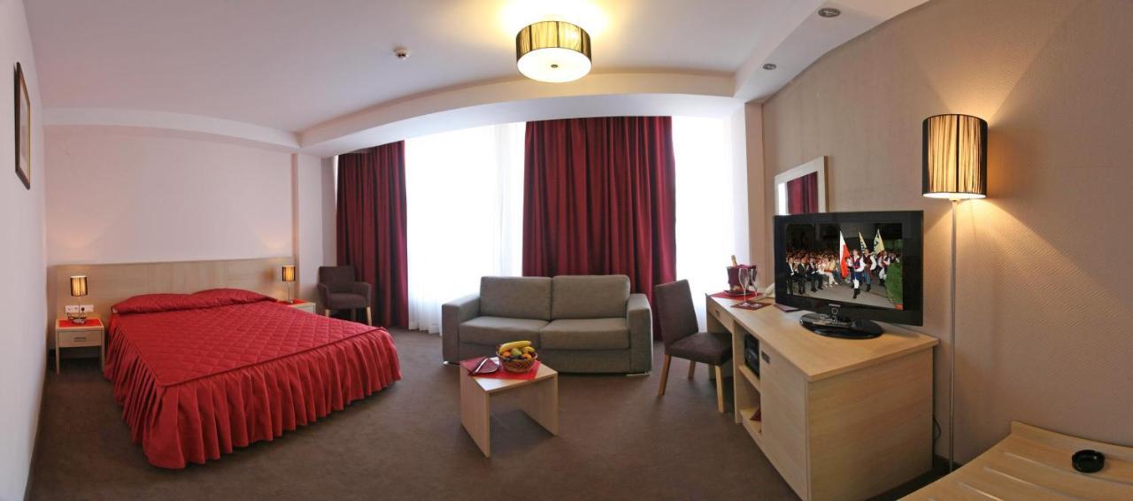 Hotel Patria Subotica Luaran gambar